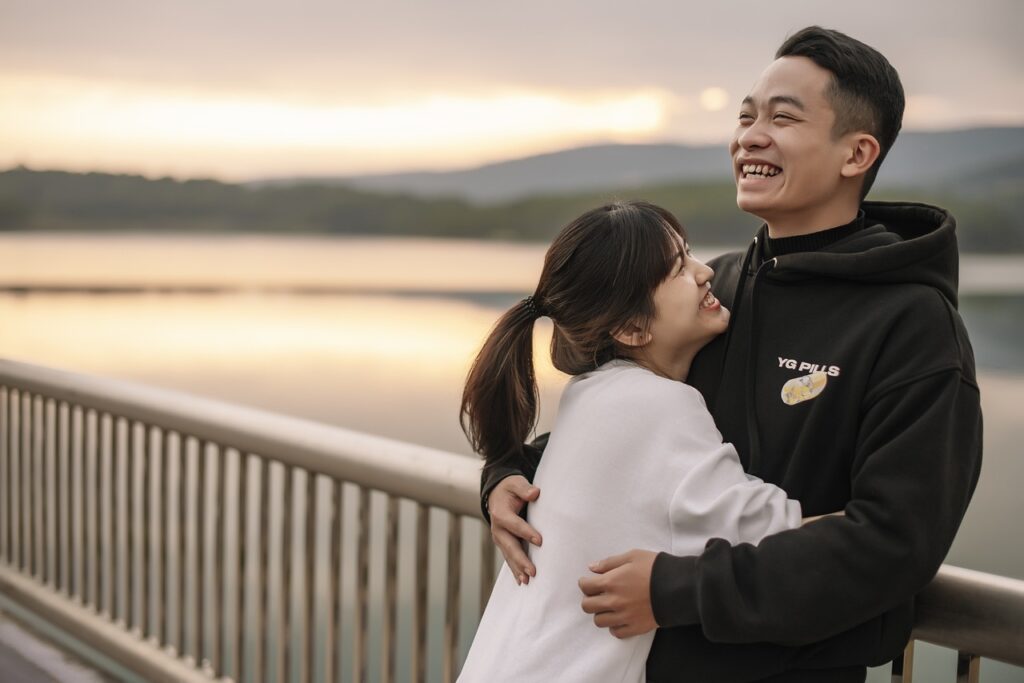 lovely couple with happy thoughts. image source pexels.