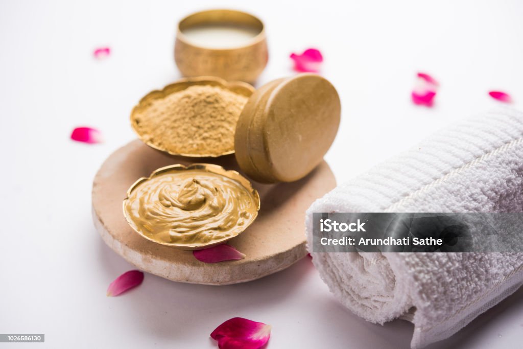 Multani ubtan, powder and soap. Image source: iStock